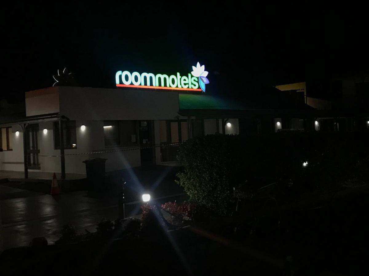 Room Motel Kingaroy East المظهر الخارجي الصورة
